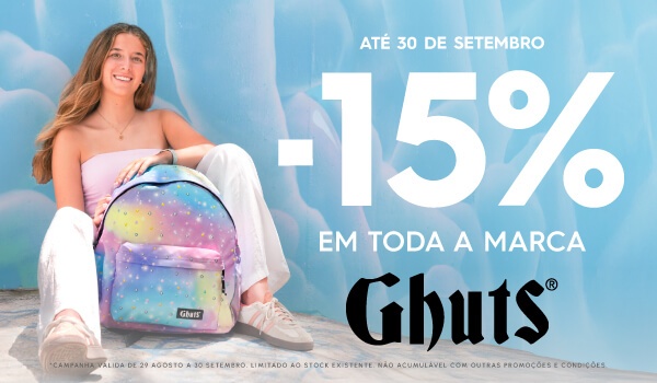 Menina com mochila da Ghuts